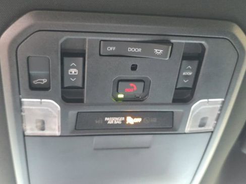 Used 2025 Toyota Sequoia Limited image 26