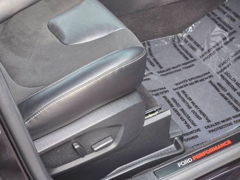 Certified 2022 Ford Edge ST AWD/4WD image 8