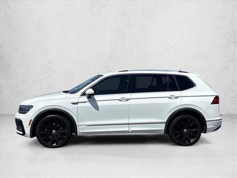 Used 2019 Volkswagen Tiguan SEL Premium R-Line w/ 3rd Row Seat Package AWD/4WD image 8