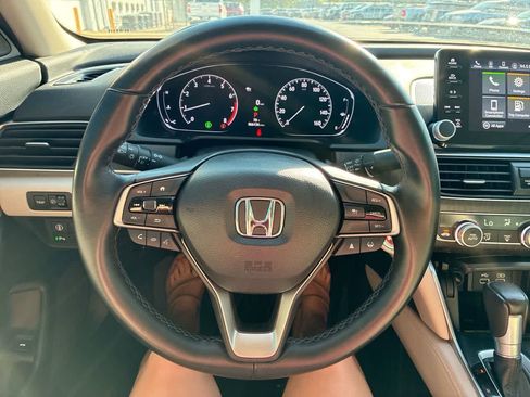 Used 2022 Honda Accord EX-L image 11