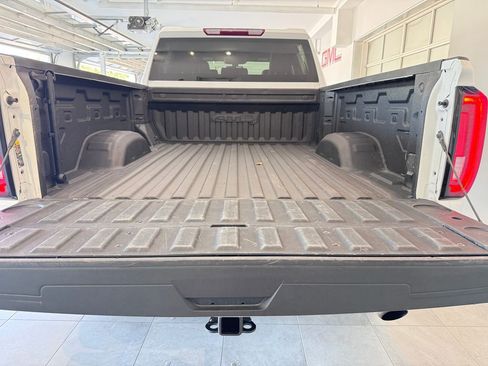 Used 2022 GMC Sierra 2500 AT4 image 7