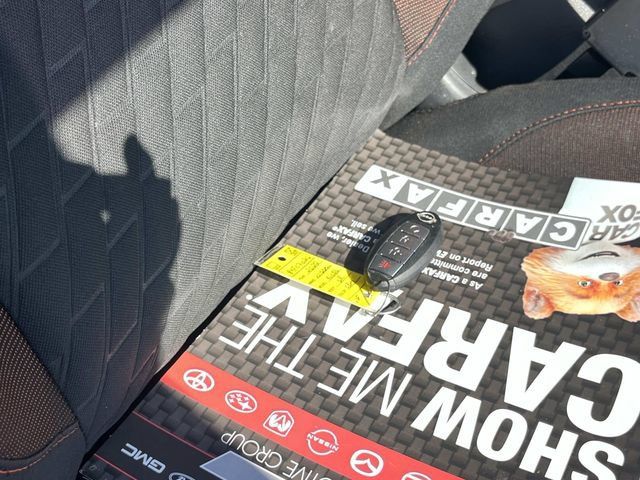 Used 2022 Nissan Kicks SR FWD image 25
