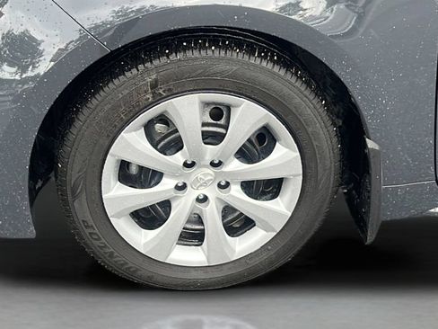 Certified 2025 Toyota Corolla LE FWD image 24