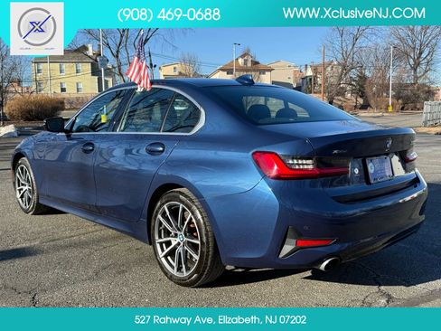 Used 2021 BMW 330i xDrive Sedan w/ Convenience Package image 2