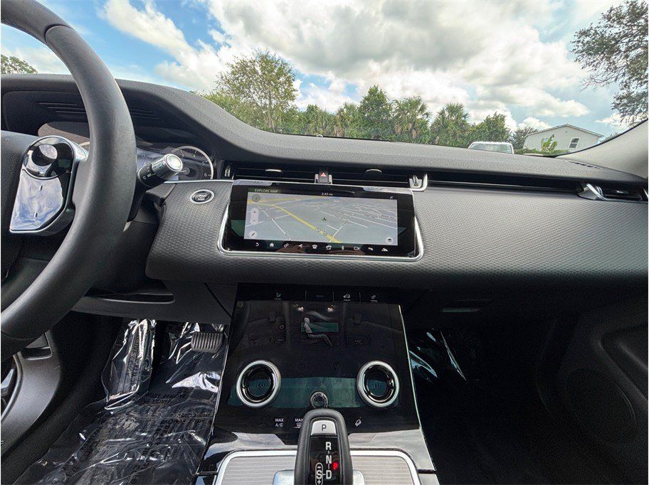 Used 2020 Land Rover Range Rover Evoque S AWD/4WD image 11