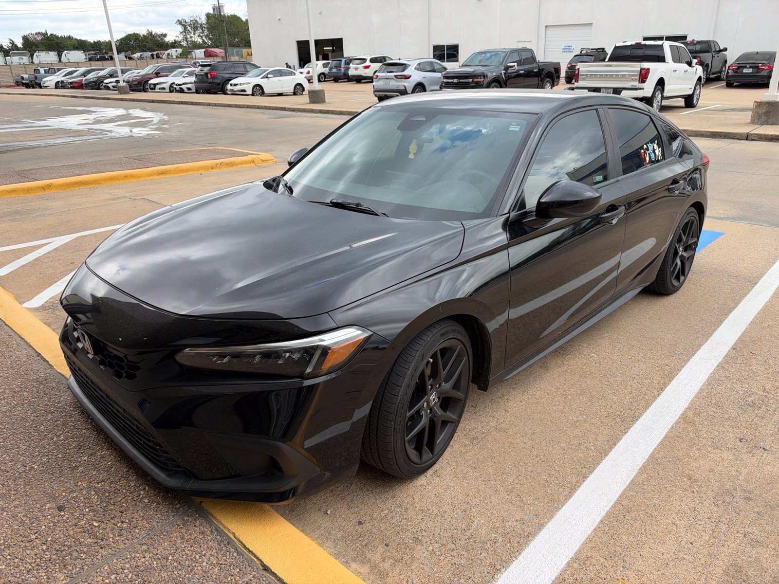 Used 2024 Honda Civic Sport image 3