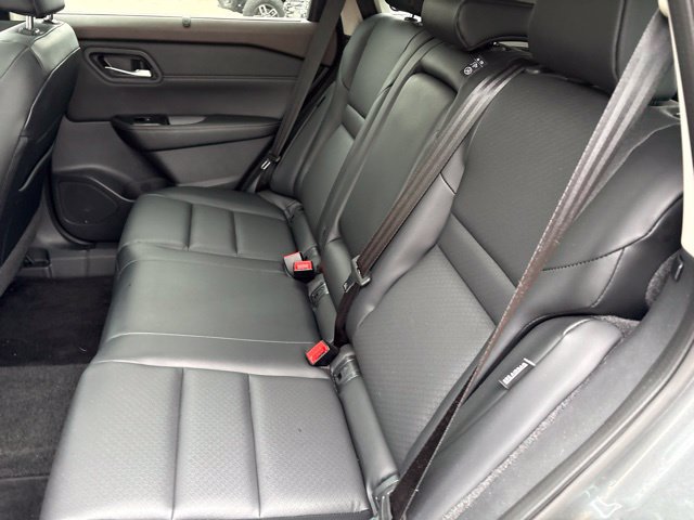Certified 2023 Nissan Rogue SV w/ SV Premium B Package AWD/4WD image 10