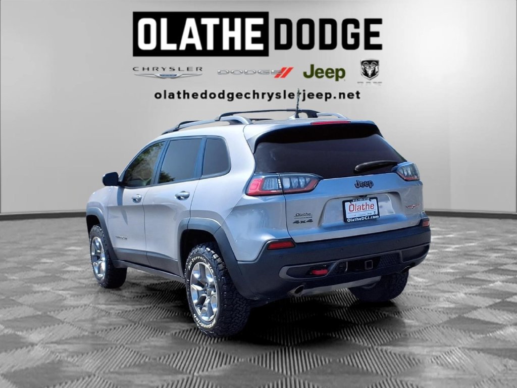Used 2019 Jeep Cherokee Trailhawk w/ Comfort/Convenience Group AWD/4WD image 5