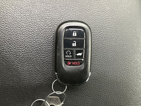 Used 2025 Honda CR-V EX image 10
