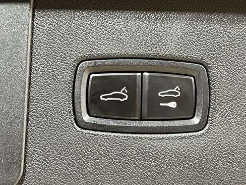 Used 2023 Porsche Cayenne image 22