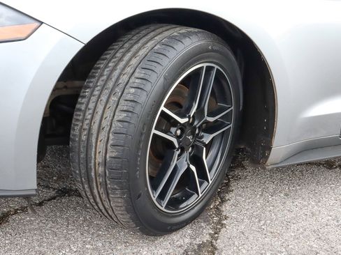 Used 2022 Ford Mustang Premium image 17