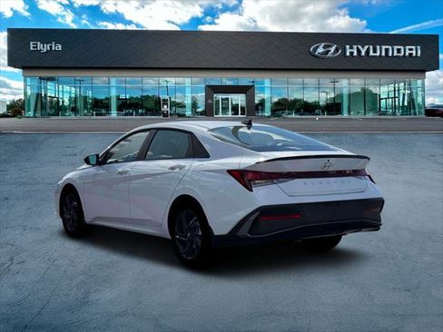New 2026 Hyundai Elantra Sport image 5