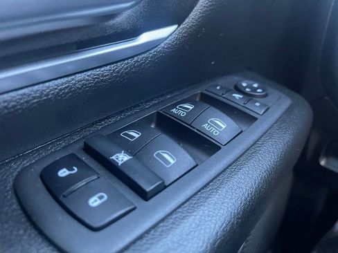 Used 2022 RAM 1500 Big Horn AWD/4WD image 18