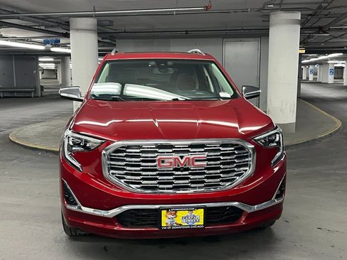 Used 2018 GMC Terrain Denali w/ Advanced Safety Package AWD/4WD image 32