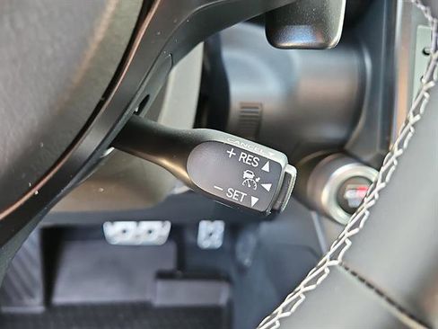 Used 2026 Toyota GR86 Premium image 18