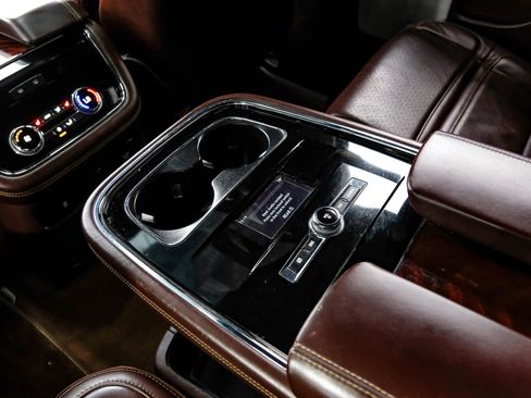 Used 2018 Lincoln Navigator Black Label w/ Cargo Package AWD/4WD image 52