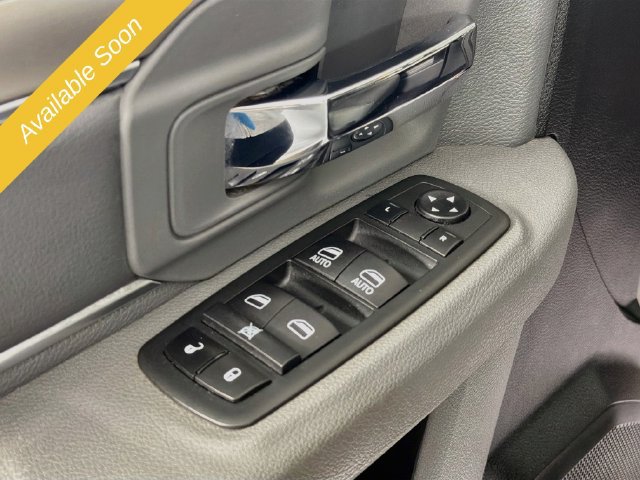Used 2019 RAM 1500 Warlock AWD/4WD image 17