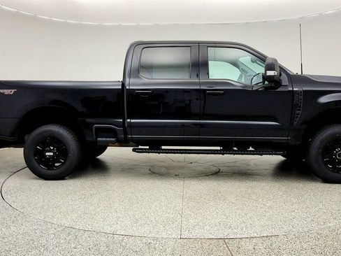 Used 2024 Ford F250 XLT w/ XLT Premium Package AWD/4WD image 4