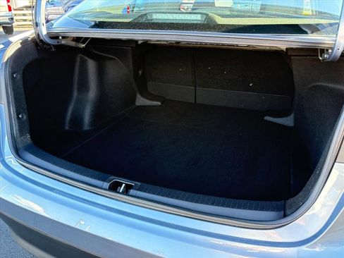 Used 2023 Toyota Corolla LE image 30
