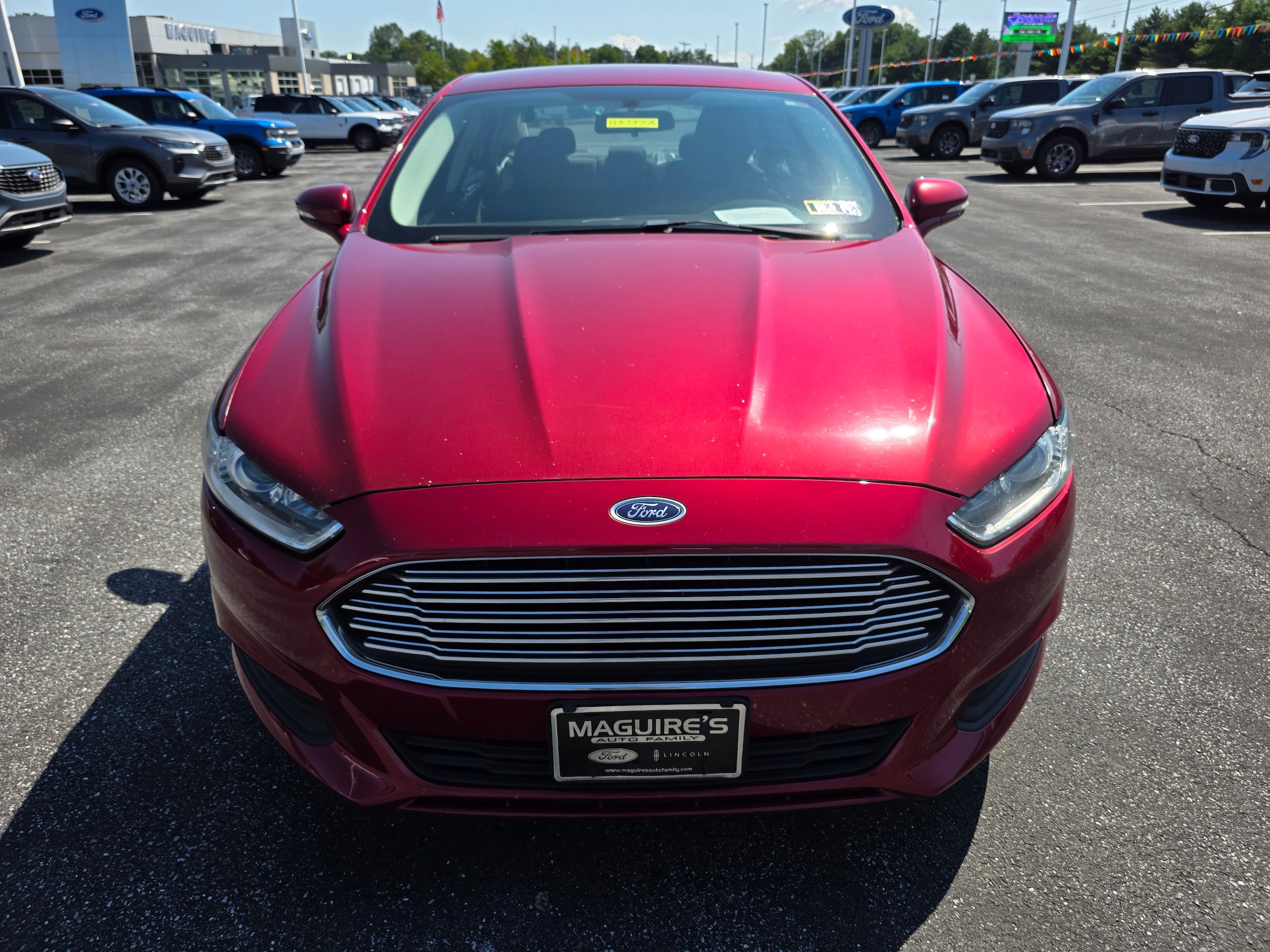 Used 2016 Ford Fusion SE FWD image 8