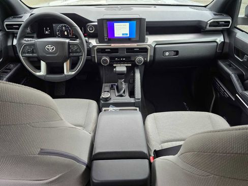 Certified 2025 Toyota 4Runner SR5 image 17