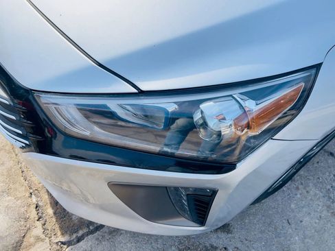 Used 2018 Hyundai Ioniq SEL w/ SEL Tech Package 02 image 38