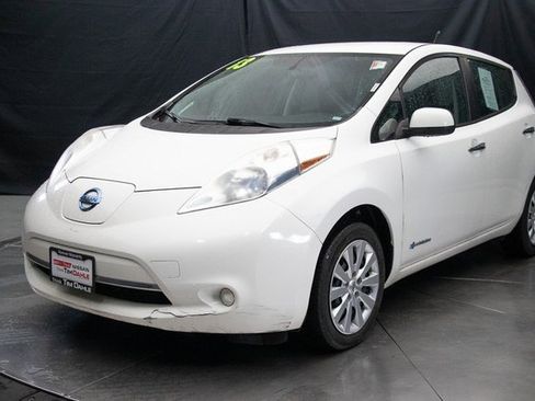 Used 2013 Nissan Leaf S w/ Charger Pkg image 6