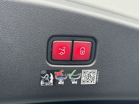 New 2026 Mercedes-Benz CLE 300 CLE 300 image 16