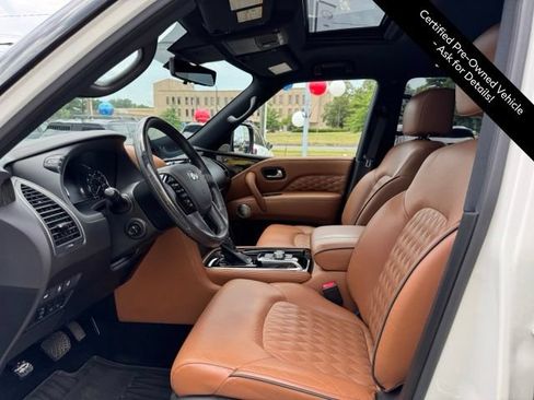 Certified 2023 INFINITI QX80 Sensory w/ All-Season Package AWD/4WD image 4