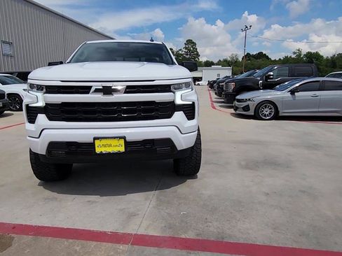 Used 2024 Chevrolet Silverado 1500 RST w/ Convenience Package II AWD/4WD image 3