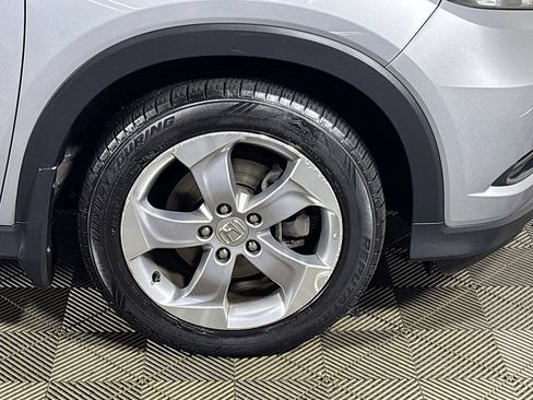 Used 2017 Honda HR-V EX image 23
