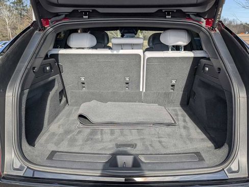 Used 2024 Cadillac Lyriq Sport image 29