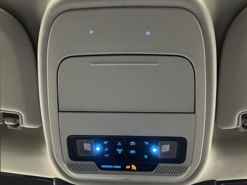 Used 2025 Ford Expedition Max Platinum w/ Platinum Ultimate Package image 29