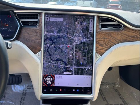 Used 2018 Tesla Model S 75D image 27