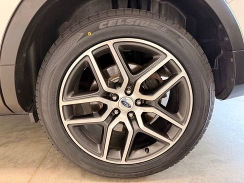 Used 2019 Ford Explorer Sport AWD/4WD image 12