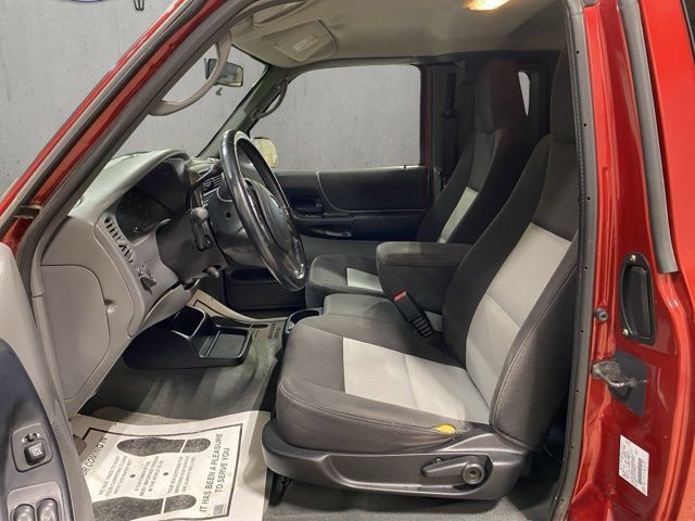 Used 2004 Ford Ranger XLT AWD/4WD image 12