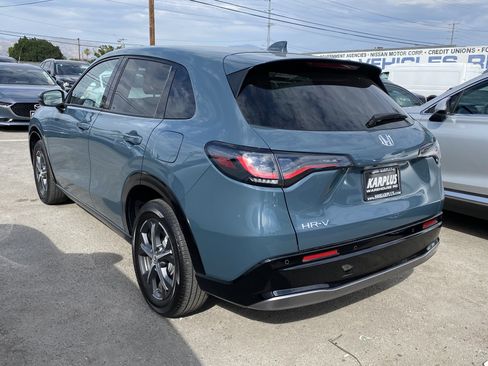 Used 2025 Honda HR-V EX-L image 8