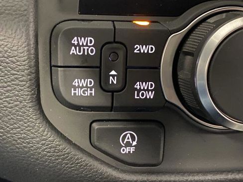 New 2026 RAM 1500 4x4 Crew Cab image 23