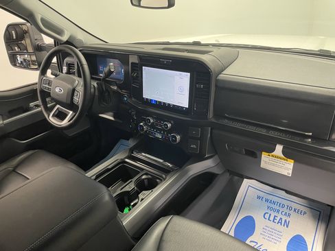 New 2026 Ford F250 Lariat image 4