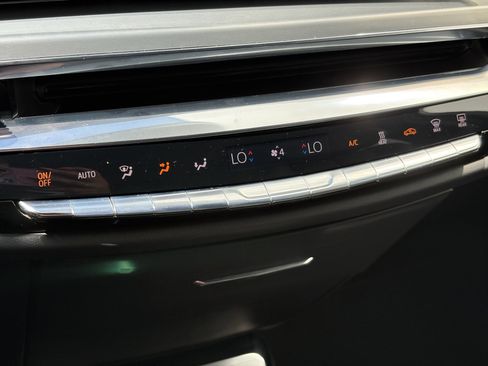 Used 2024 Cadillac Lyriq Luxury AWD/4WD image 26