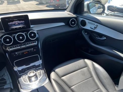 Used 2017 Mercedes-Benz GLC 300 4MATIC w/ Premium 1 Package image 25