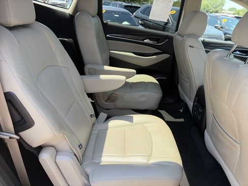 Used 2019 Buick Enclave Premium w/ Experience Buick Package AWD/4WD image 16