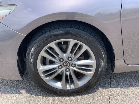 Used 2017 Toyota Camry SE FWD image 31