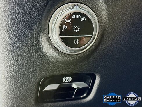 Certified 2024 Mercedes-Benz C 300 4MATIC Sedan image 11