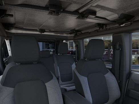 New 2025 Ford Bronco 4-Door AWD/4WD image 13