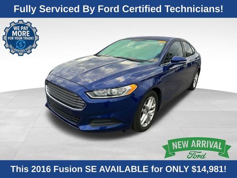Used 2016 Ford Fusion SE image 1