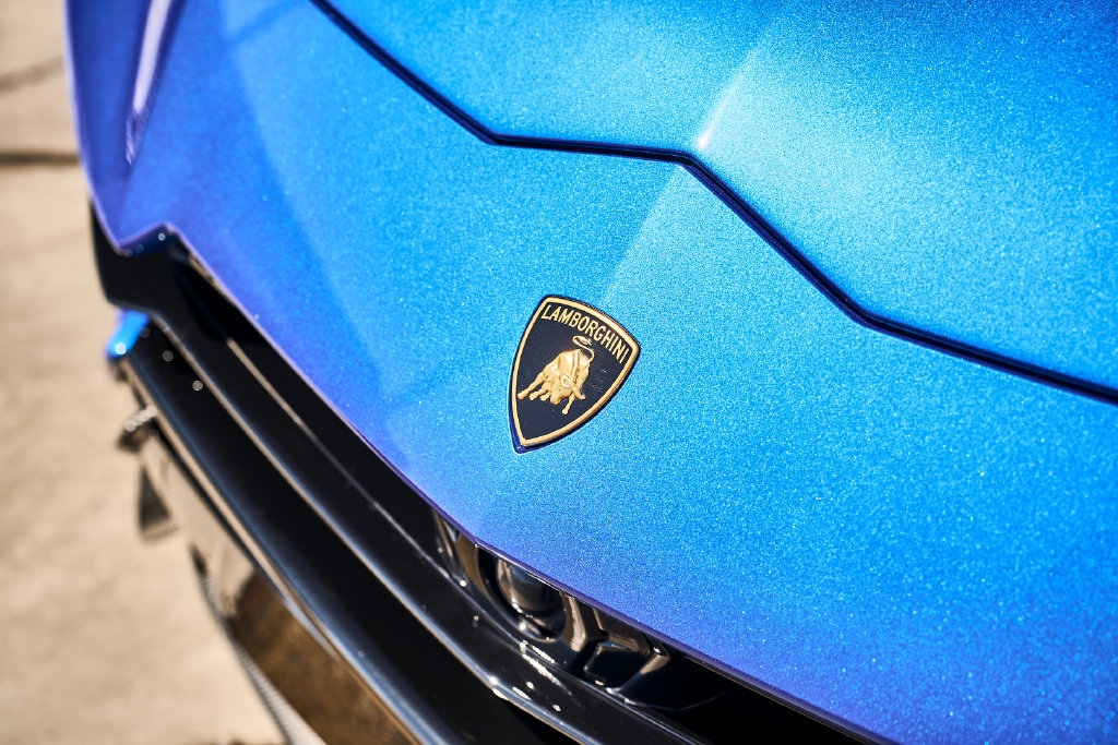 Used 2023 Lamborghini Urus Performante AWD/4WD image 5