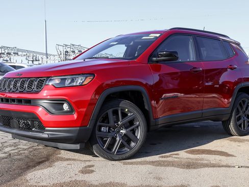 New 2026 Jeep Compass Latitude image 2