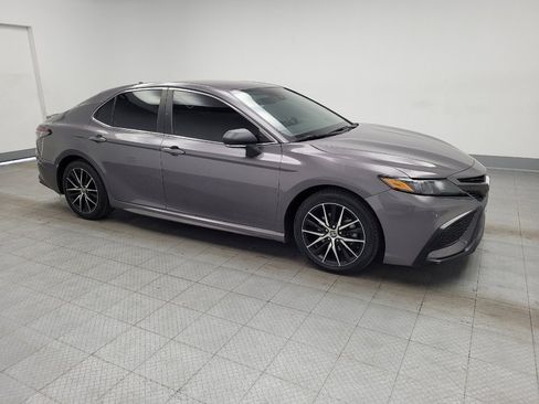 Used 2023 Toyota Camry SE FWD image 11