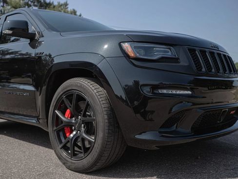 Used 2016 Jeep Grand Cherokee SRT AWD/4WD image 7
